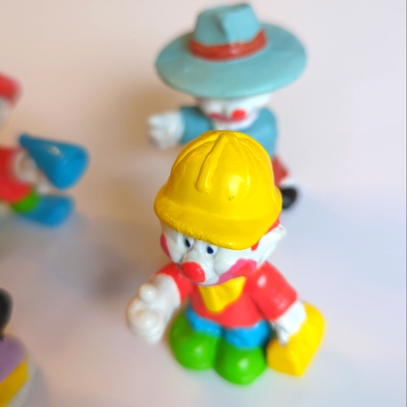 Vintage 1981 Mego Clown Around Figurines Lot Of 4 Construction Worker Director - Picture 3 of 7
